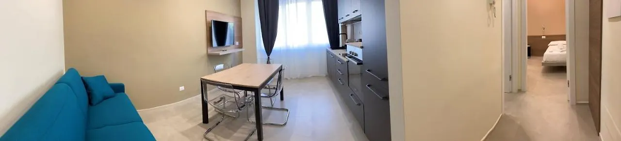 Levante Apartment And Room باري